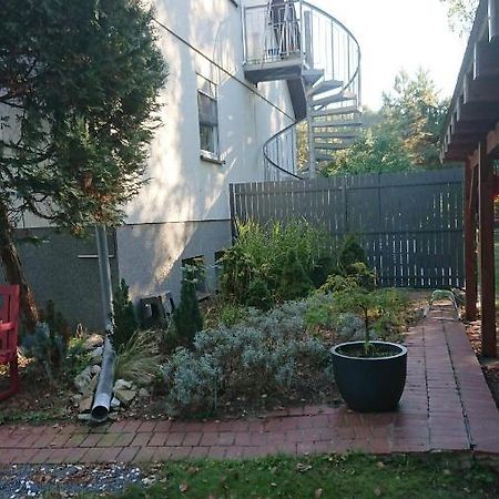 Klimatisiertes Ferienapartment An Der Stadtgrenze Von Berlin Gosen Esterno foto